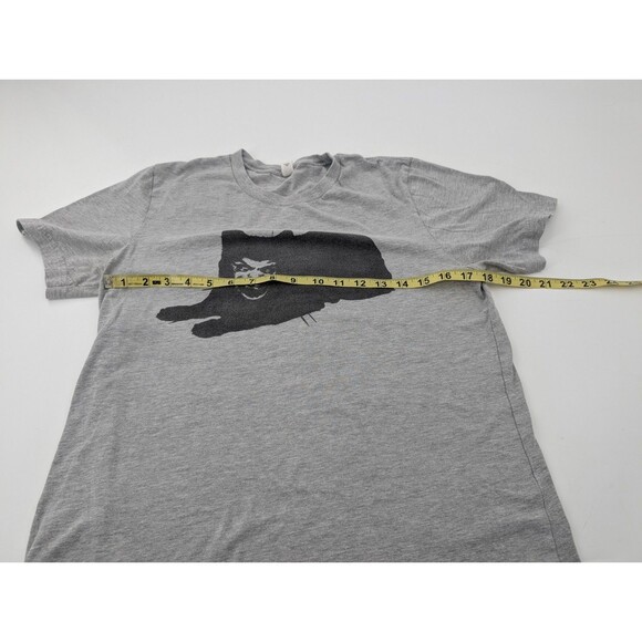 What We Do In The Shadows Vladislav Cat Grey Movie Graphic T-Shirt Size Medium - Picture 2 of 7